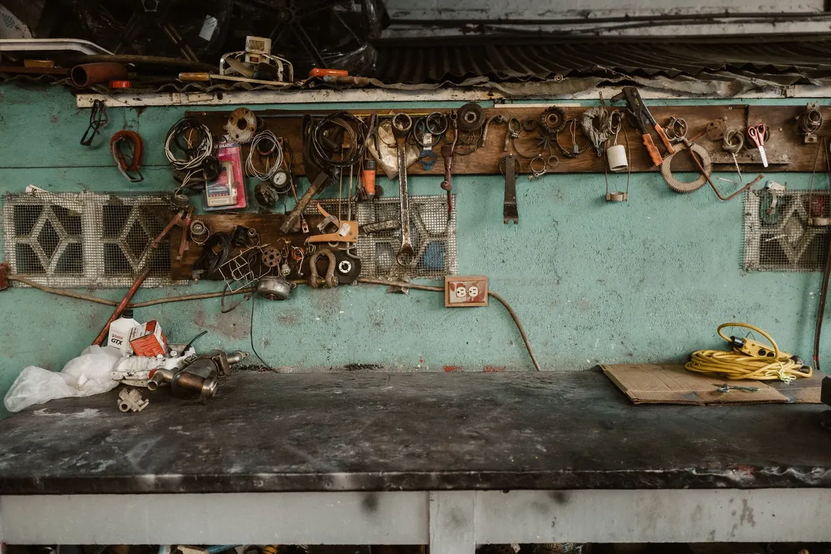 Spring Garage Shelving Guide: Declutter, Store and Protect Your Tools